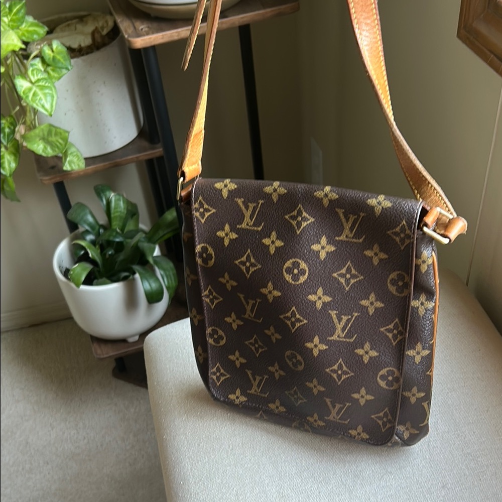 Louis Vuitton Brown and Tan Monogram Shoulder Bag